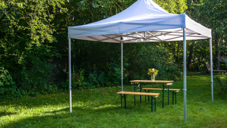 Faltpavillon – mobile Überdachung für Veranstaltungen